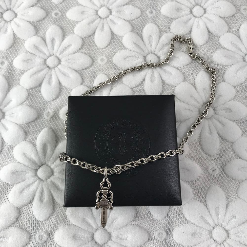 美品！クロムハーツ ネックレス シルバー