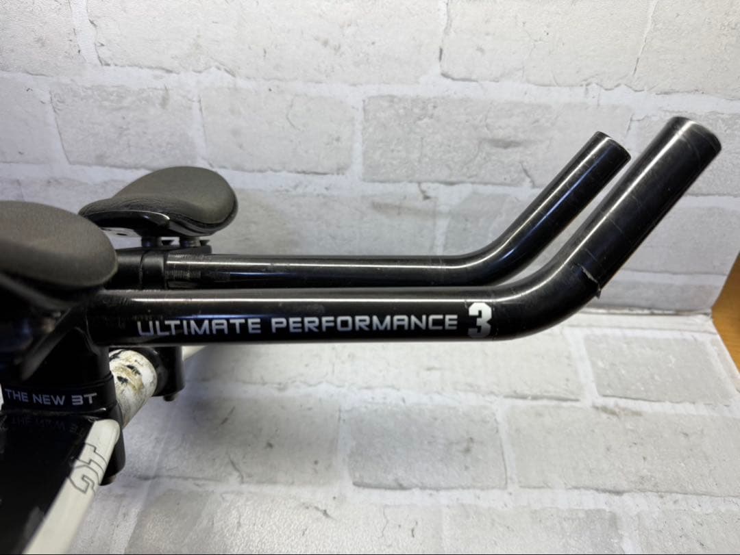3T ultimate performance TTバイク　フルカーボンハンドル