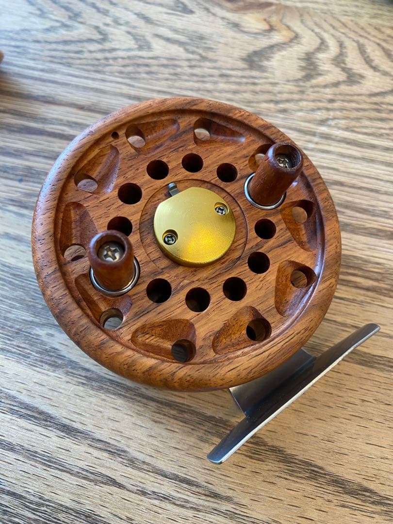 オリムピック 落し駒Ⅱ リール タイコリール 黒鯛 ヘチ 花梨 木製リール