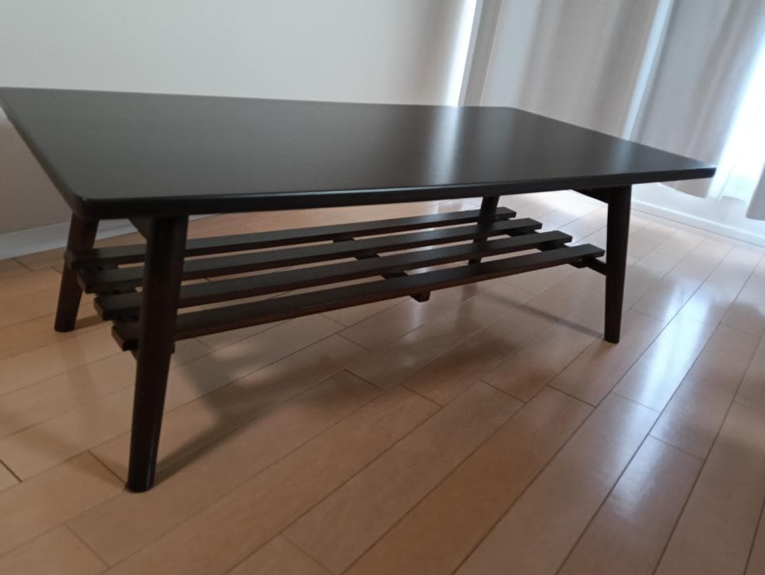 ダークブラウン木製ローテーブル