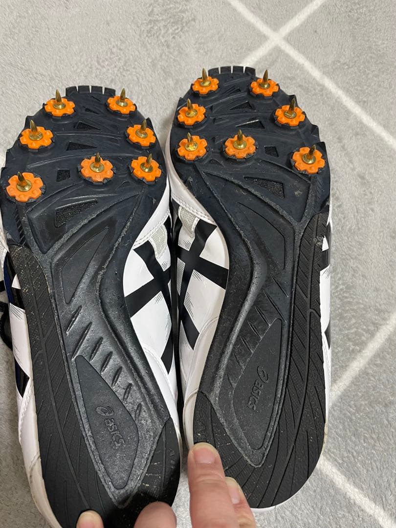 ★使用少なめ★アシックス　陸上スパイクセット　28