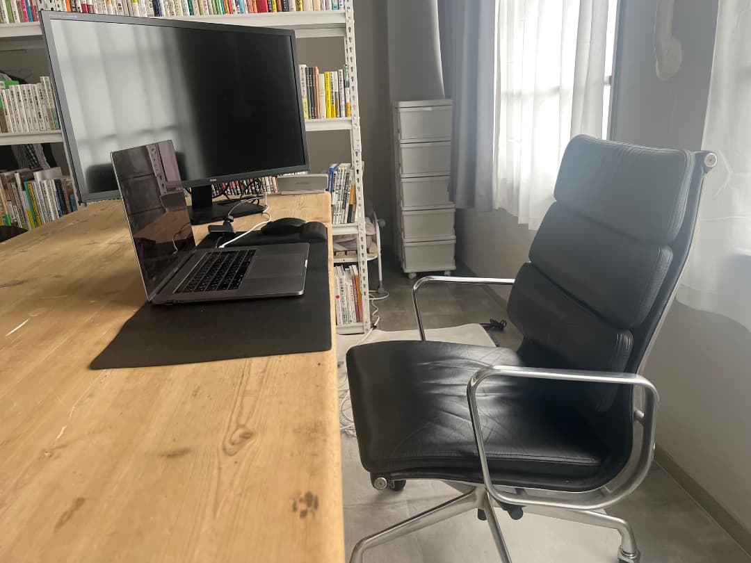 【正規ビンテージ】ハーマンミラー イームズソフトパッドチェア ハイバック 黒総革