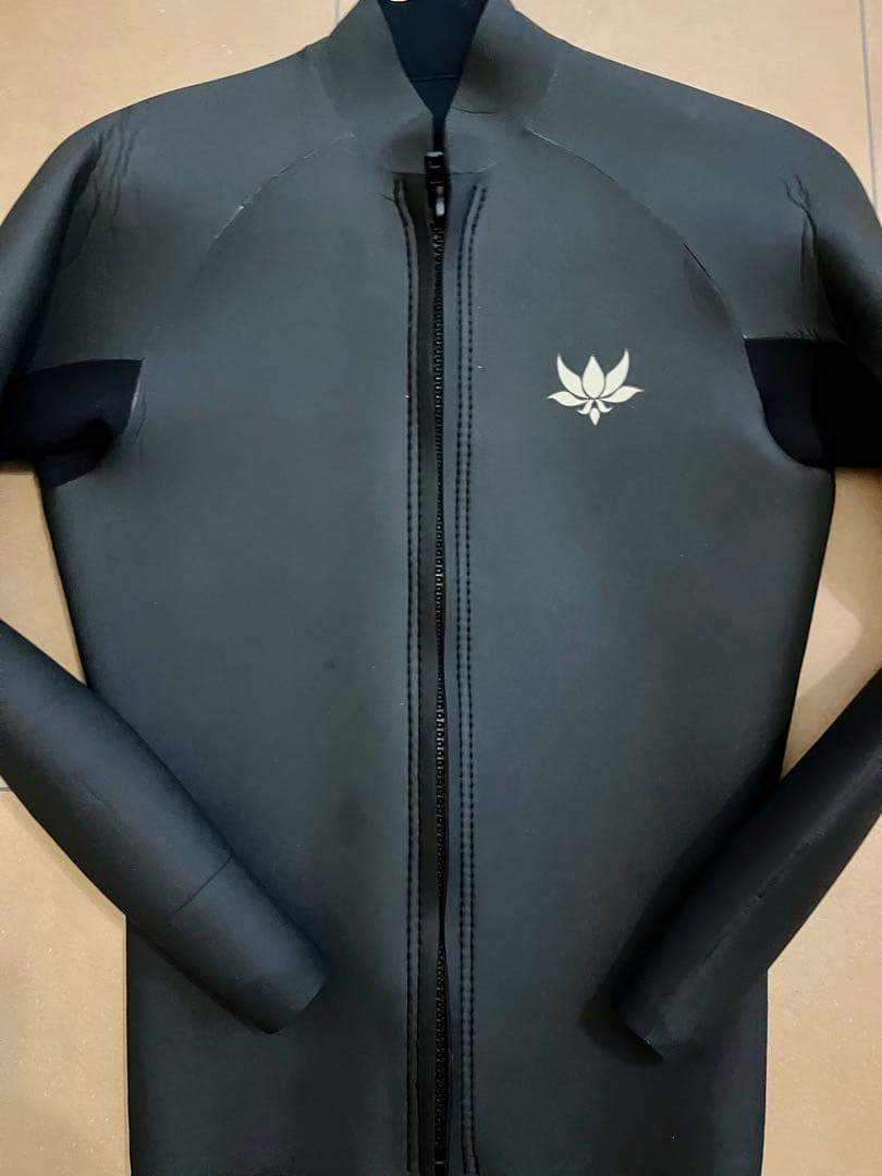 AXXE CLASSIC フロントジップ ロングスリーブタッパー ラバーLサイズ