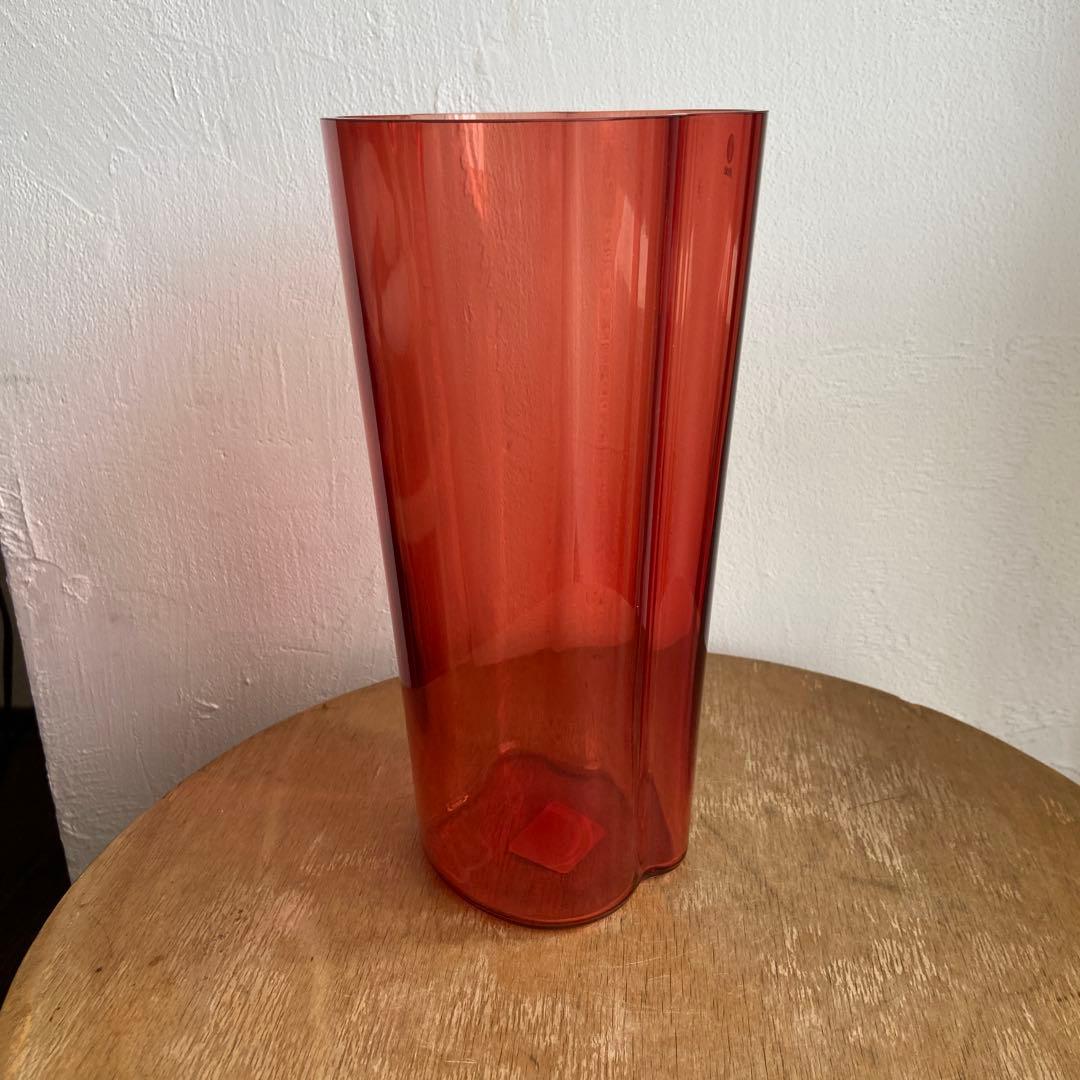  花瓶 イッタラ アアルトベース クランベリー　220mm