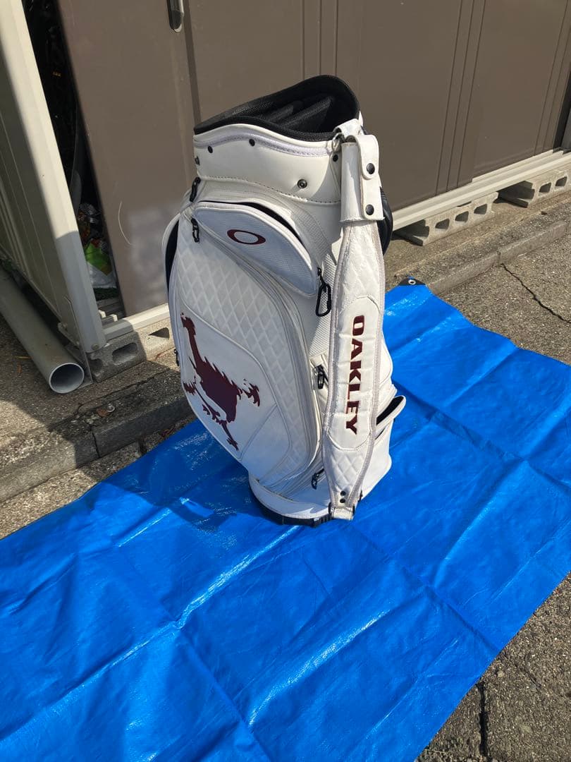 ゴ*3様 OAKLEY ゴルフバッグ・キャディバッグ ホワイト