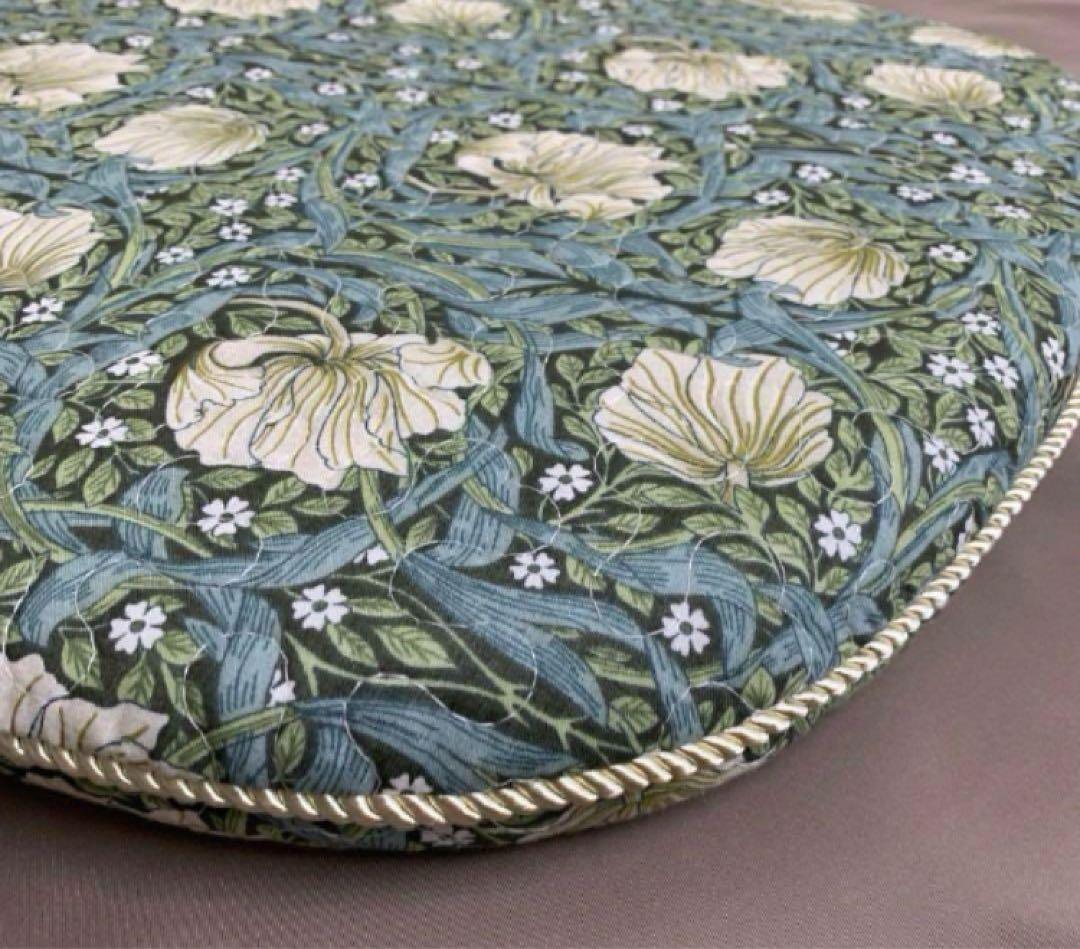 ピンパネル柄　ダイニングシートクッション　4枚セット