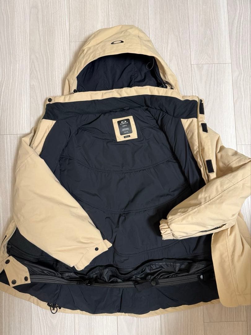 OAKLEY メンズスノーボードジャケット