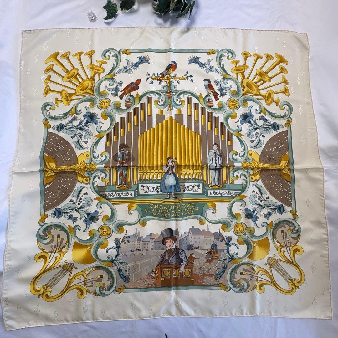 エルメス　カレ90　パイプオルガンと機械仕掛けの楽器