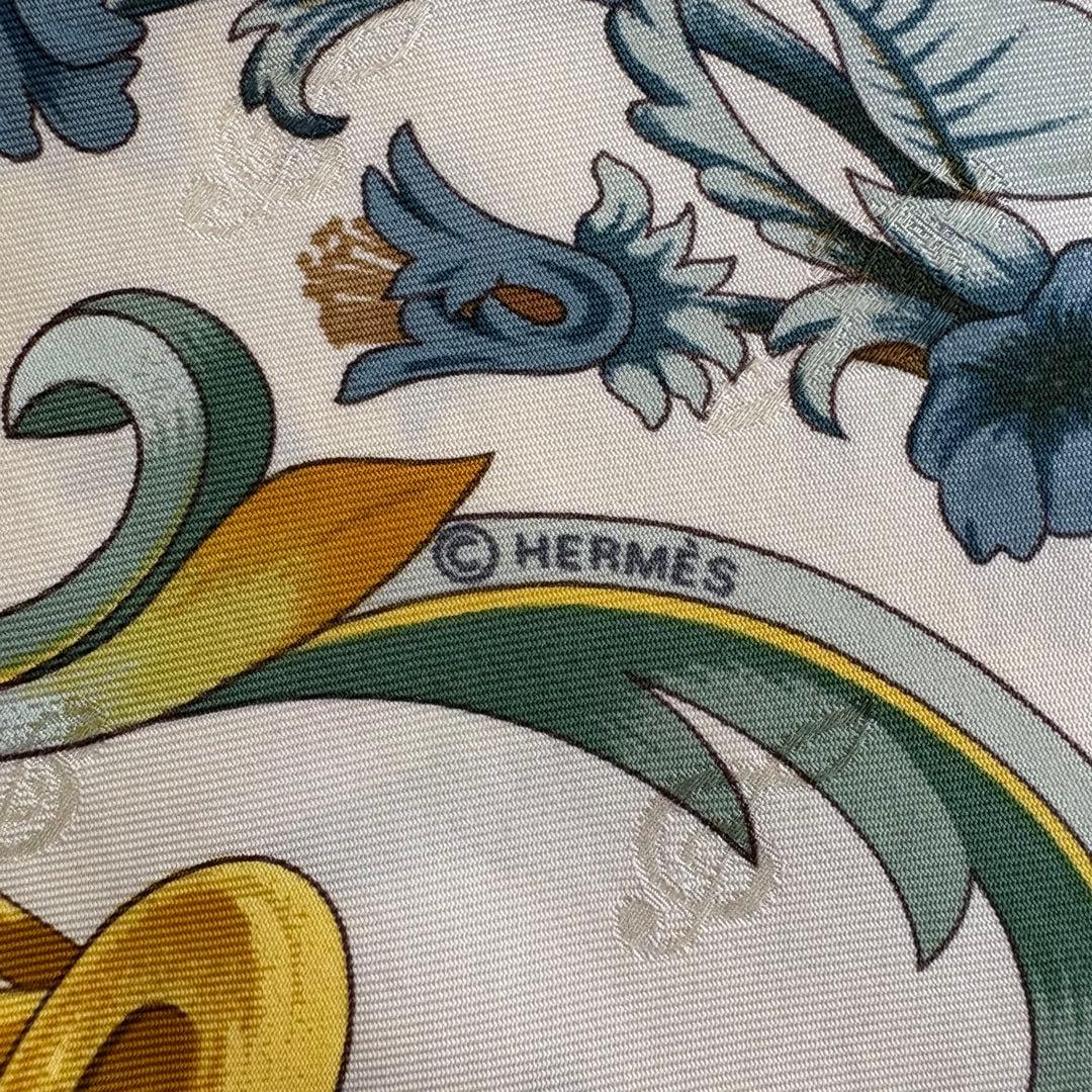 エルメス　カレ90　パイプオルガンと機械仕掛けの楽器