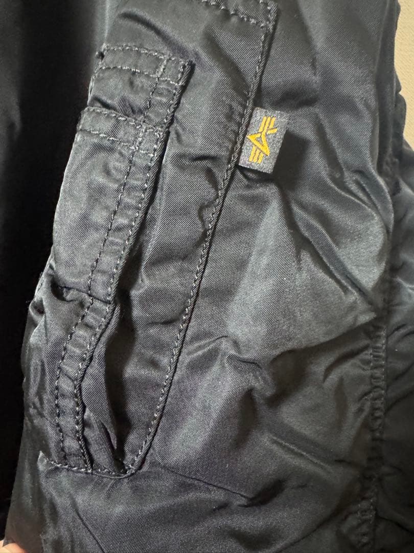 ALPHA INDUSTRIES MA-1 ブラック/オレンジ