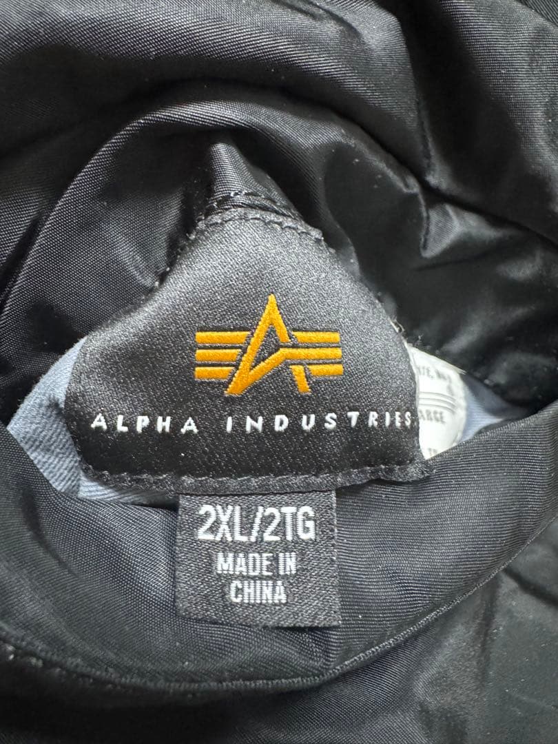 ALPHA INDUSTRIES MA-1 ブラック/オレンジ