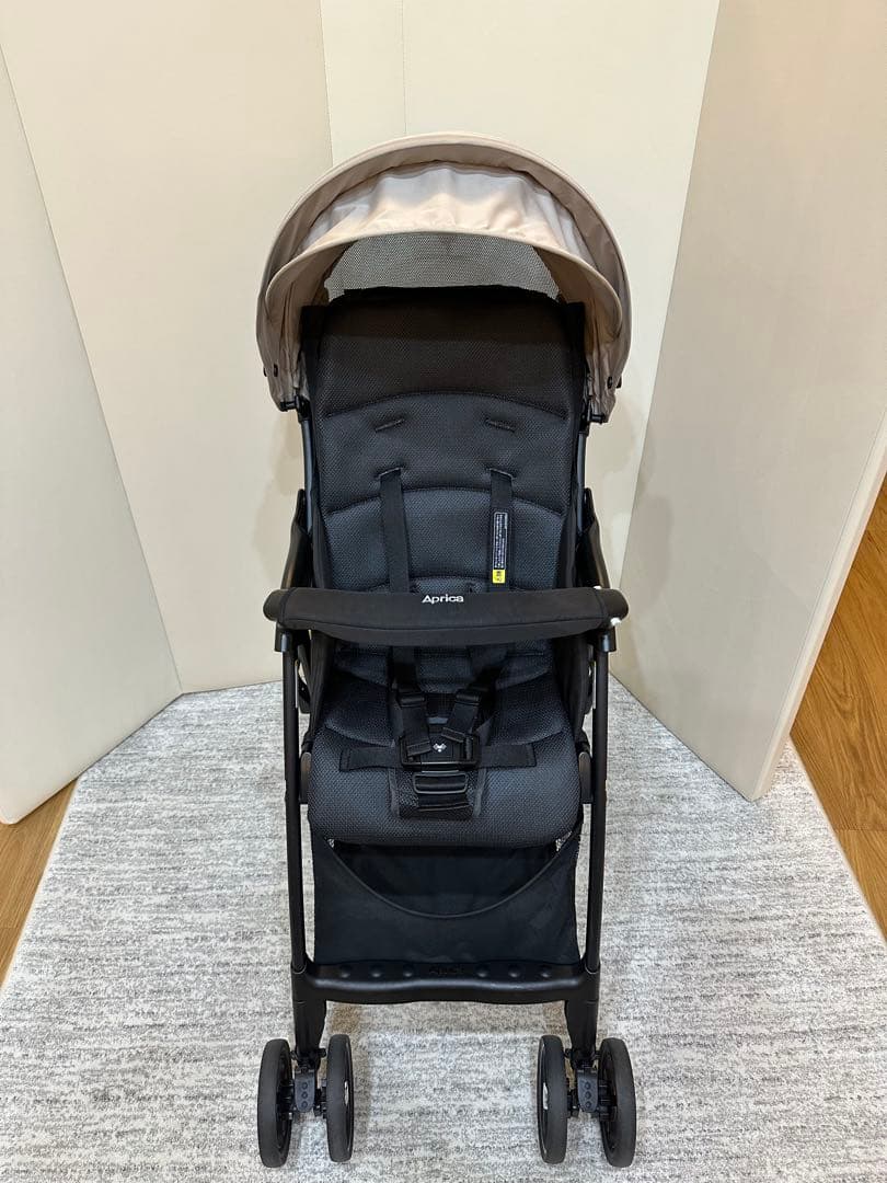 期間限定値下げ！Aprica マジカルエアーフリー2023年式ベージュ