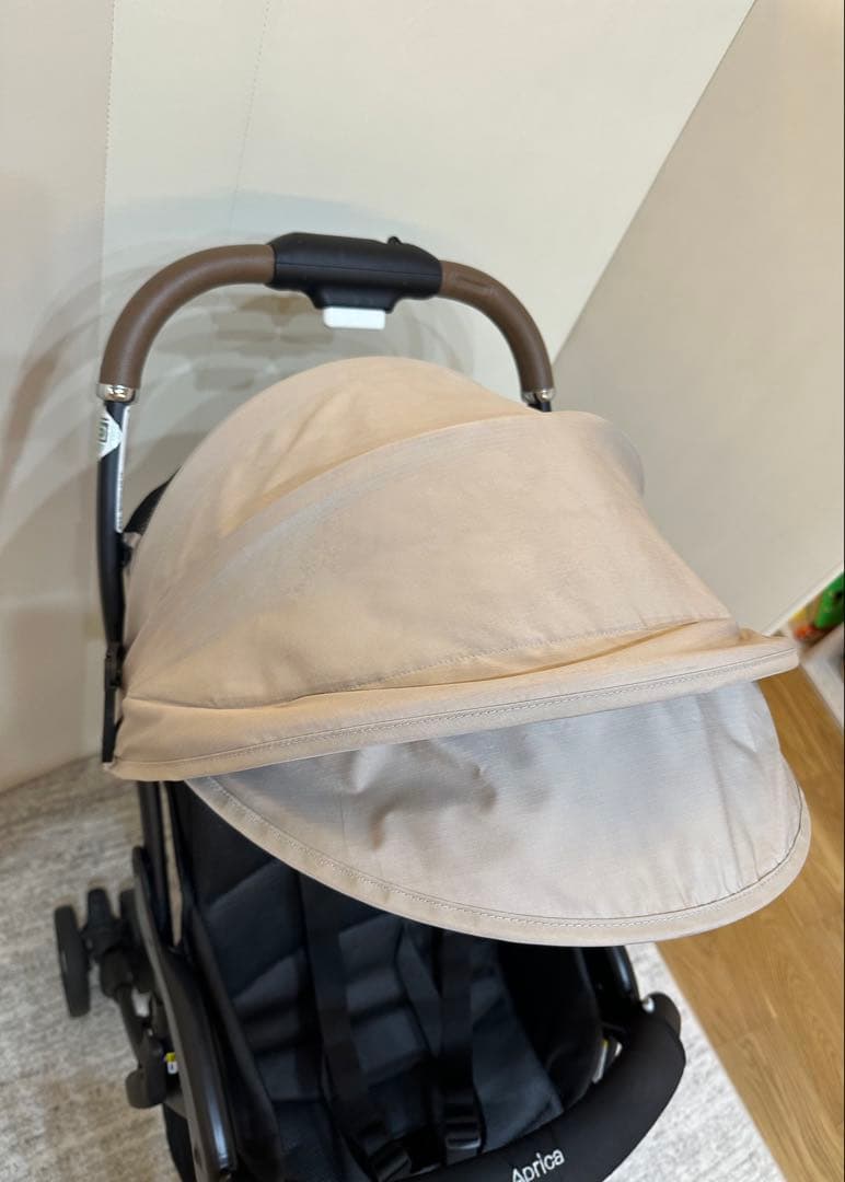 期間限定値下げ！Aprica マジカルエアーフリー2023年式ベージュ