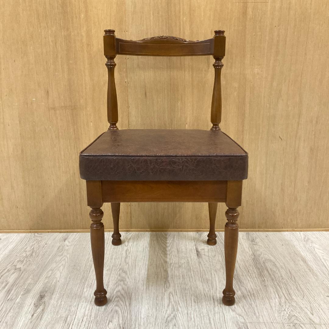 徳田家具　TOKUDA 　デスクチェア　椅子　アンティーク調