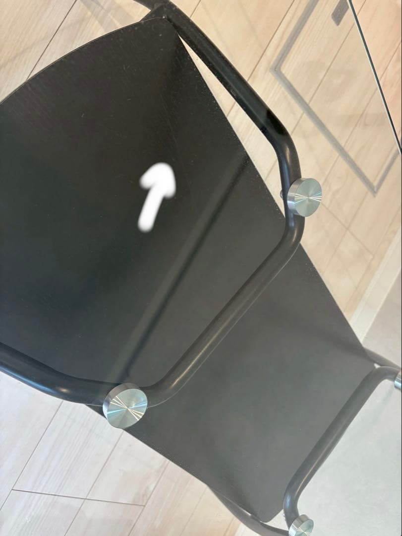 セール中！ガラス天板の黒いセンターテーブル