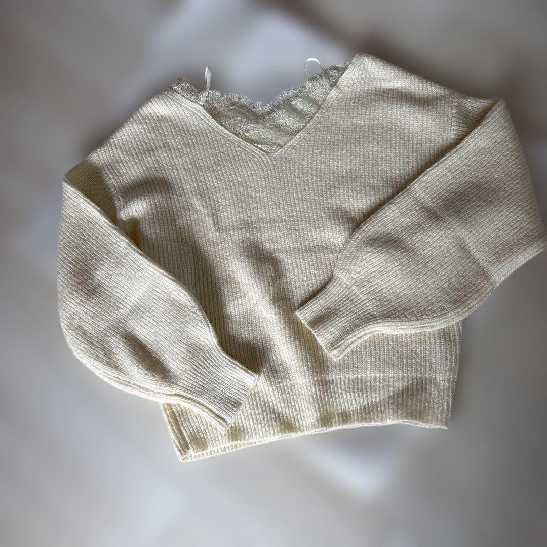 フレイアイディー　完売品 レーストリムラクーンニット　ホワイト　レース