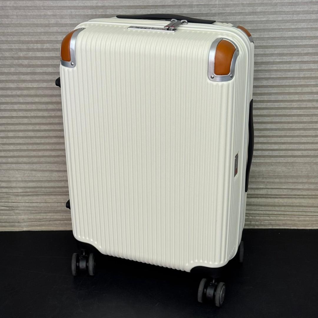 ☆スイスミリタリー　スーツケース　38.5L　SM-C920　機内持ち込みサイズ