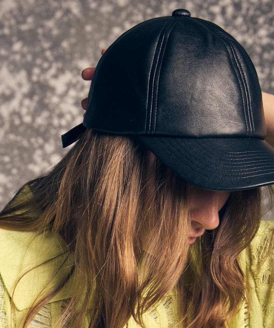 メゾンスペシャル　帽子　ユニセックス　レザーキャップ