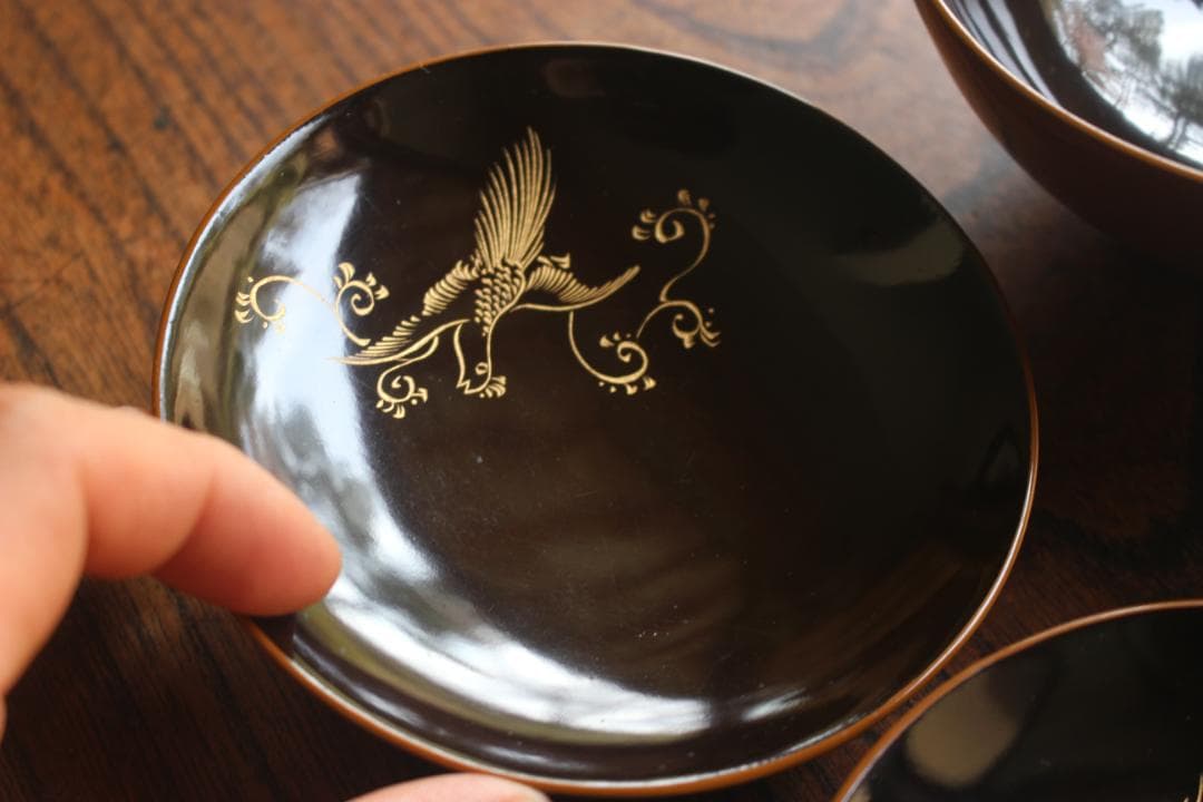 時代黄漆に風情ある沈金沈黒鳳凰文のお椀2点（検輪島塗京塗懐石椀蒔絵椀沈金椀