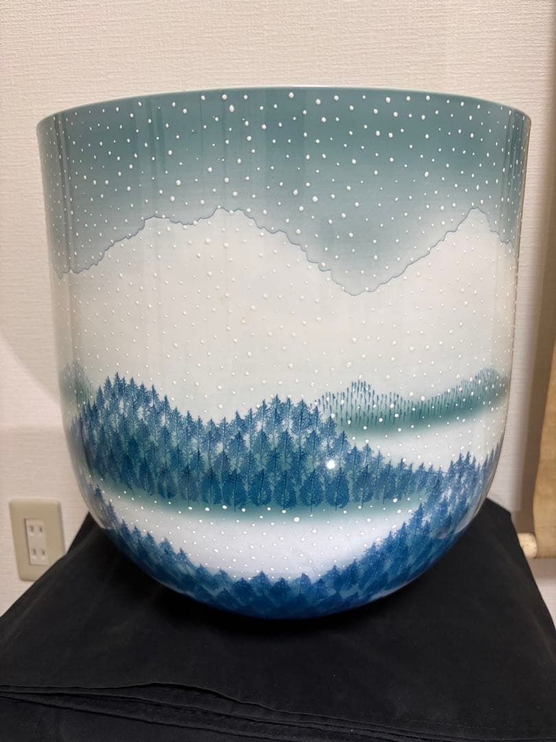 藤井朱明 壺 飾り壺 花器 日展人気作家 花瓶 有田焼 特大雪景色 共箱なし