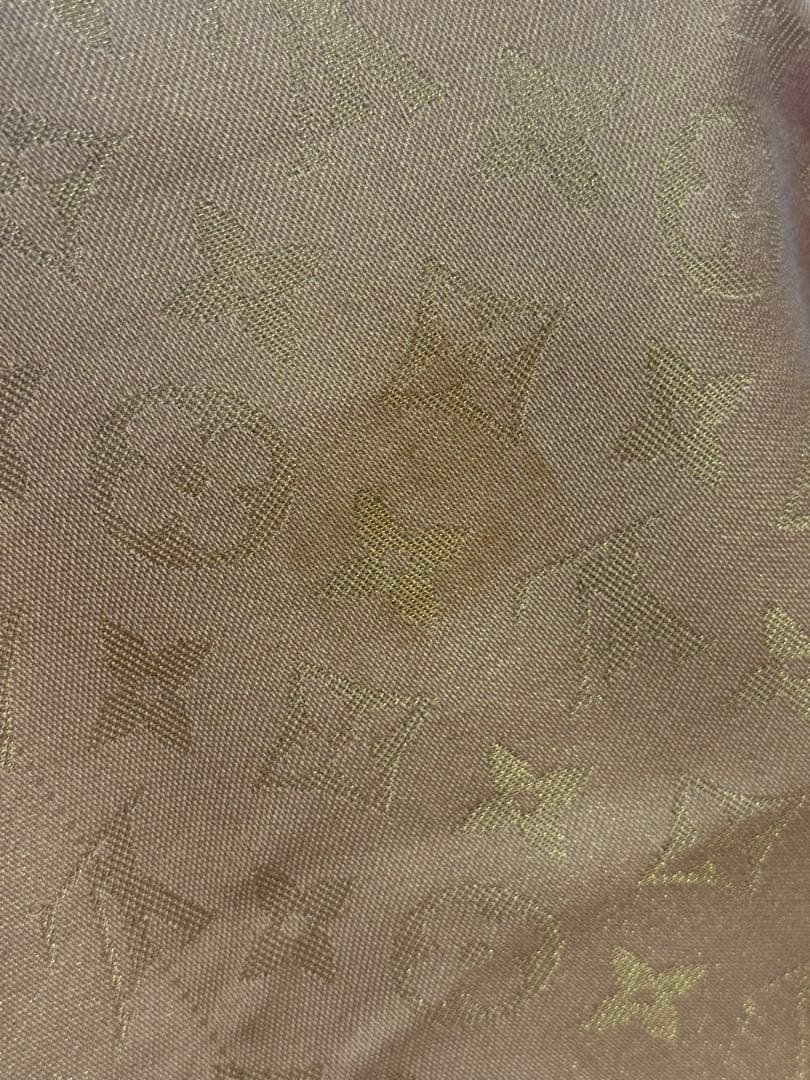LOUIS VUITTON 大判ストール ロゴパターン136cm×144cm