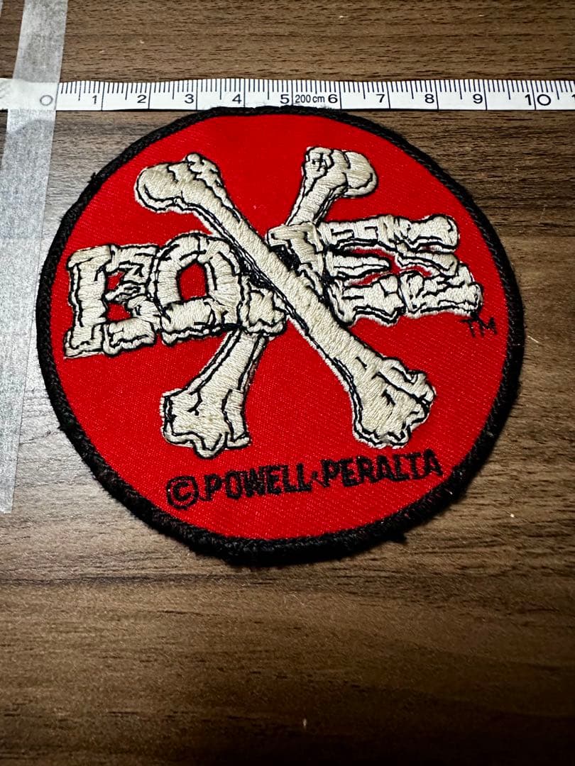 BONES POWELL PERALTA SANTA ワッペン　⑦ 8枚セット