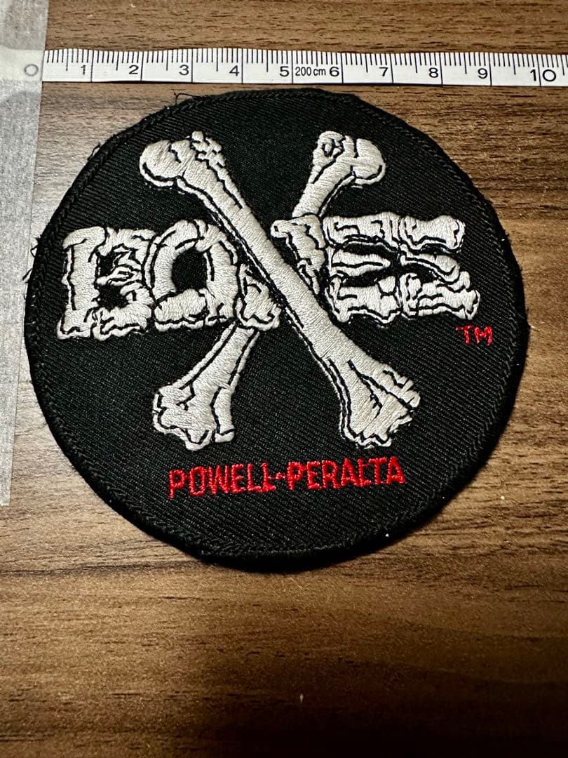 BONES POWELL PERALTA SANTA ワッペン　⑦ 8枚セット