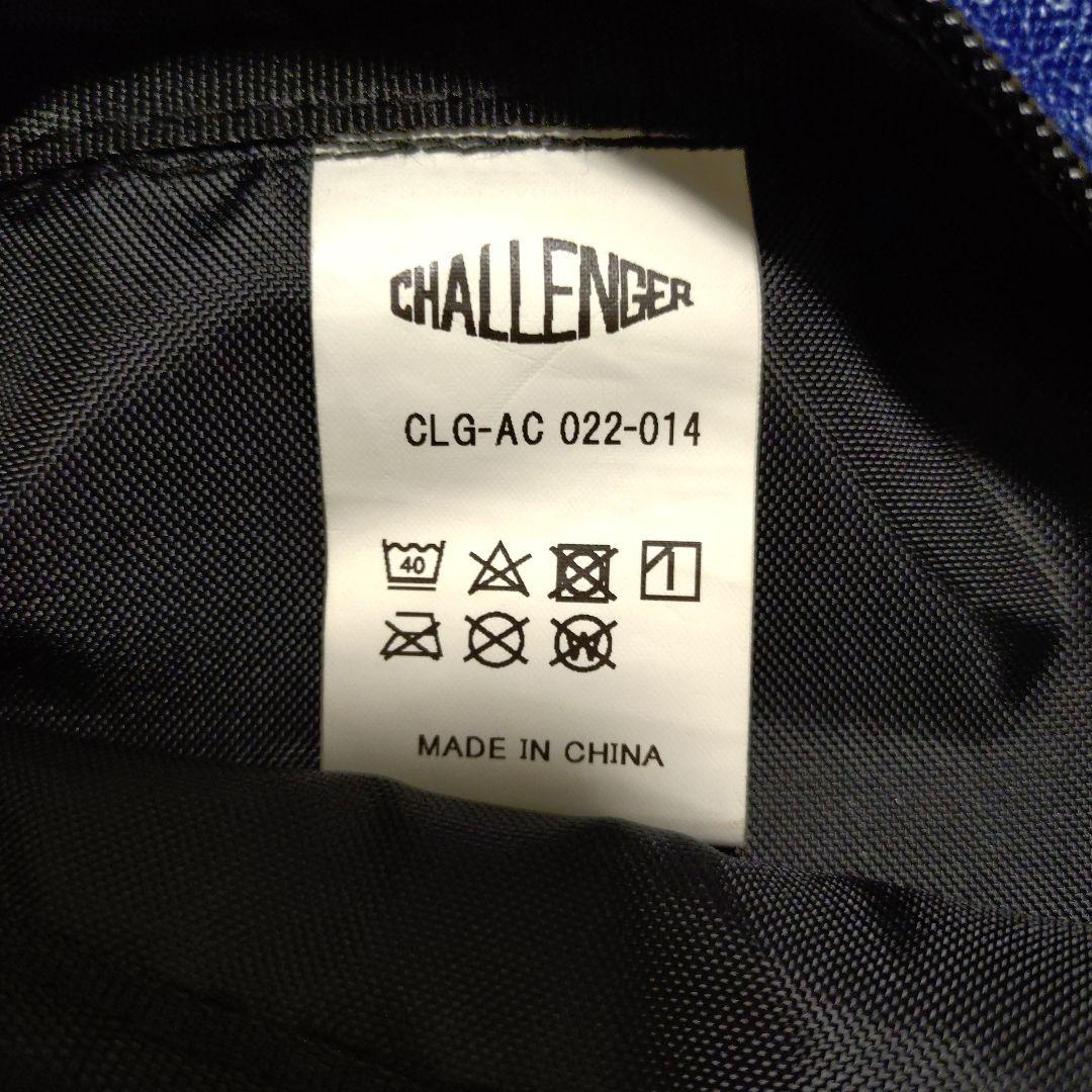 チャレンジャー　ショルダーポーチ　ネイビーバンダナ