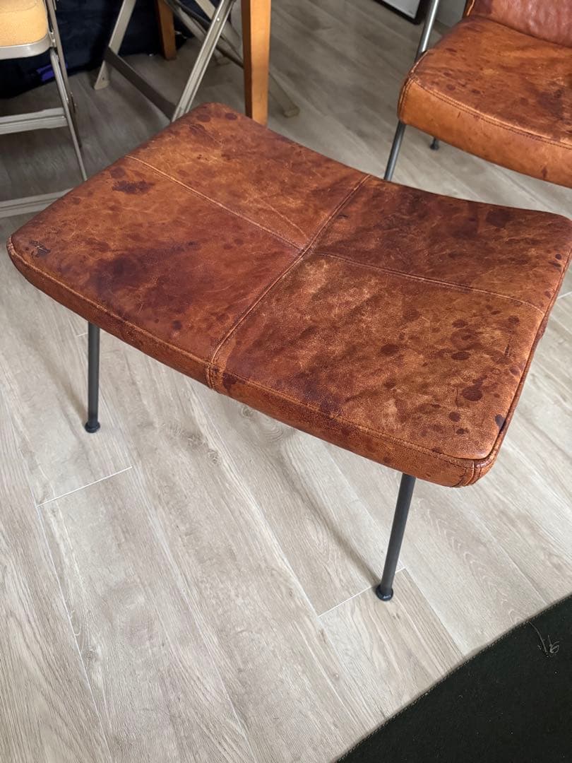 椅子 TRUCK FURNITURE FURROWED-LEATHER STOOL