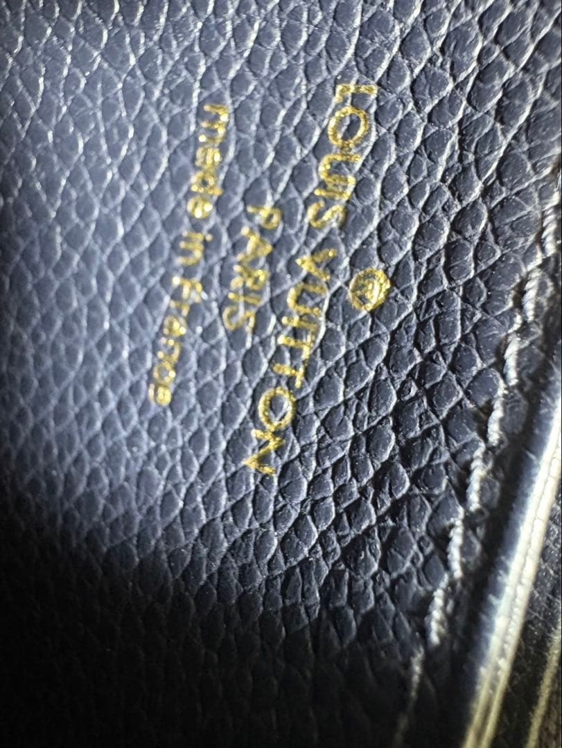 LOUIS VUITTON（ルイヴィトン）　長財布