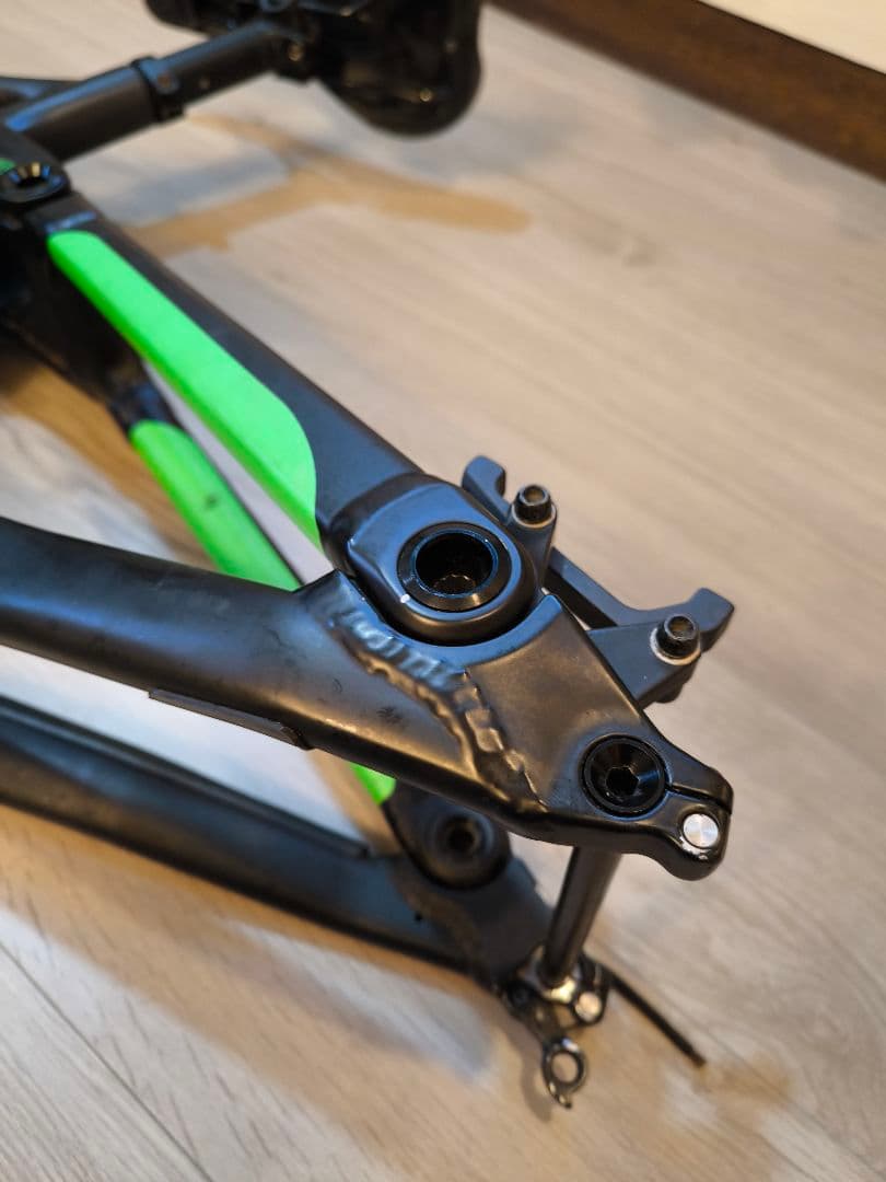 Kona Operator DH フレームセット RockShox Kage