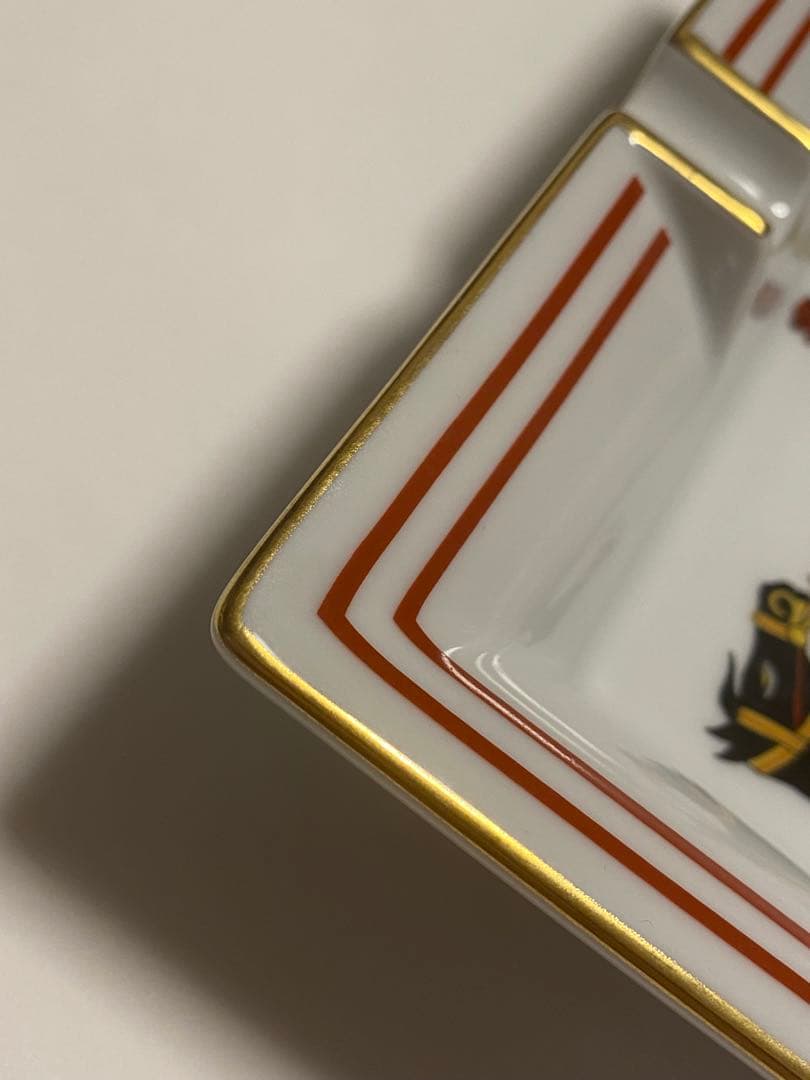 HERMES 陶器製馬柄アッシュトレイ