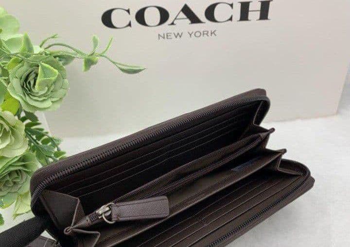 新品未使用コーチ長財布迷彩柄グリーンシグネチャーメンズレディース送料無料即日発送