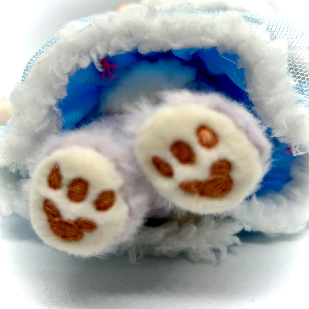 美品・ディズニー・ウィンターホリデー・ステラルー・ぬいぐるみバッジ・超人気モデル