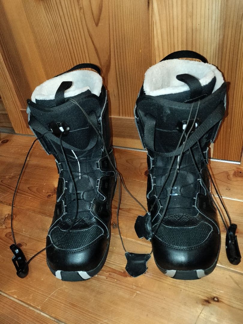 （即購入可）SALOMON サロモン FACTION スノーボードブーツ28.5