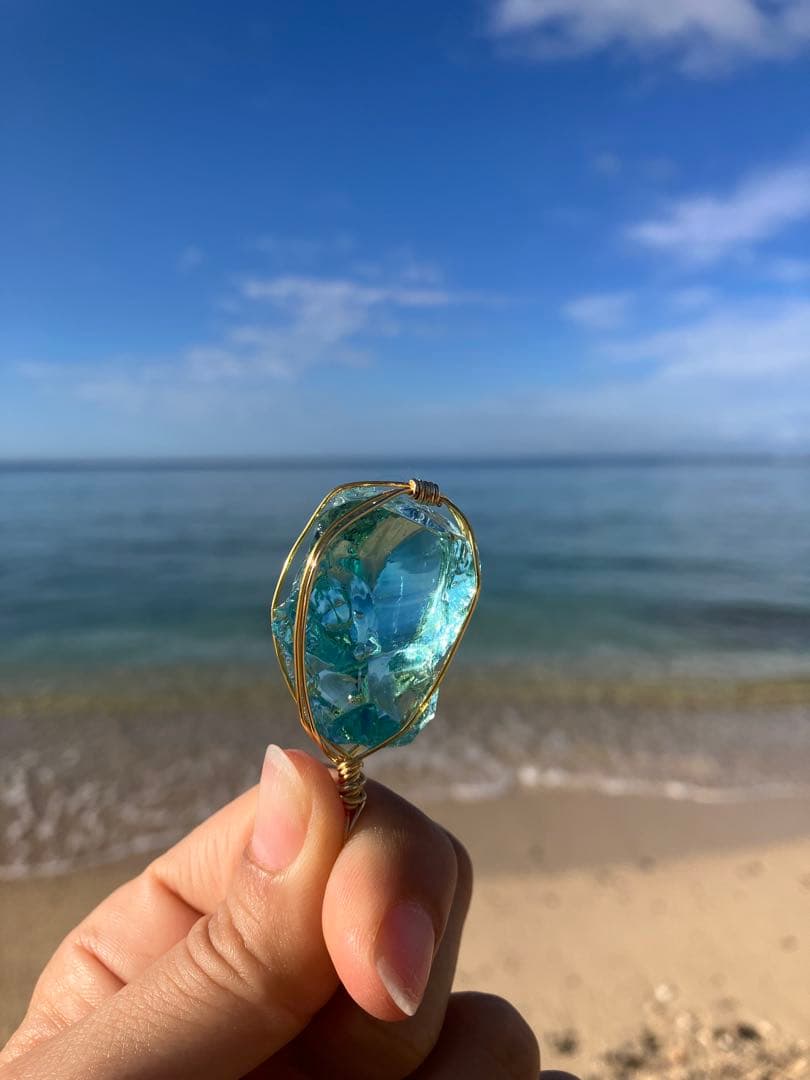 アンダラクリスタルのペンダントトップ（シアンエンジェル）