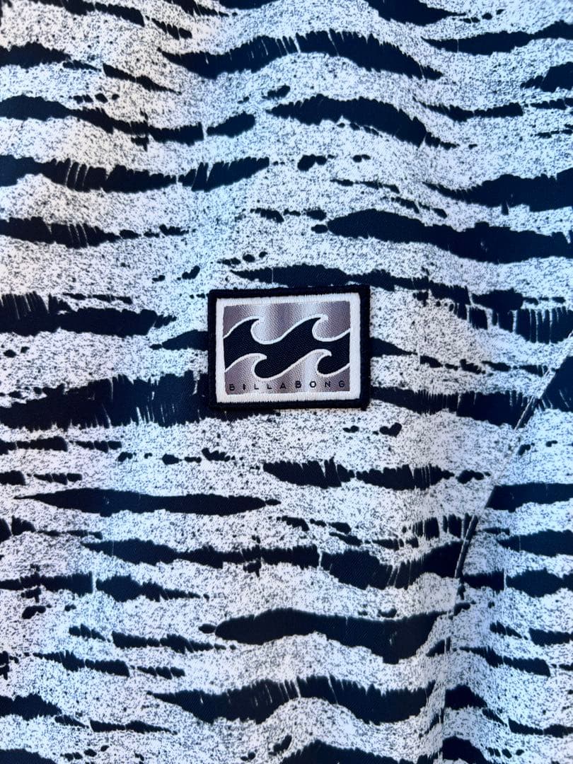 新品 ビラボン Sサイズ スノボ スキー ウェア（女性用）