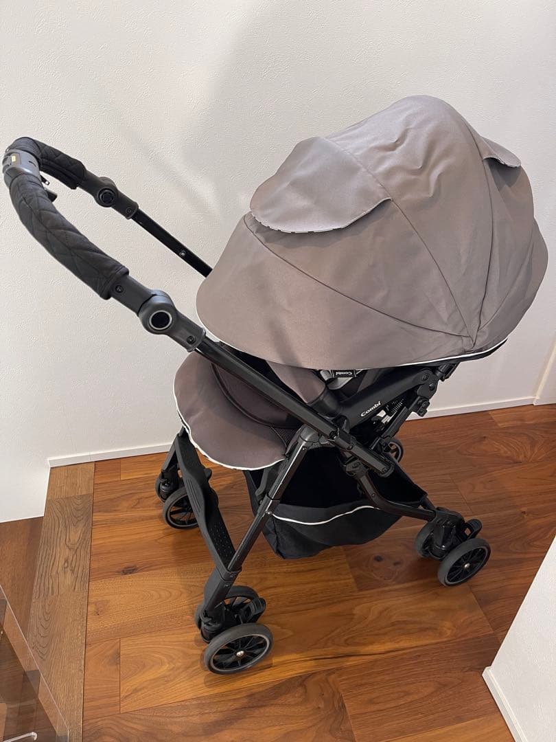 Combi コンビ ベビーカー HANDY エッグショック　メチャカルコンパクト