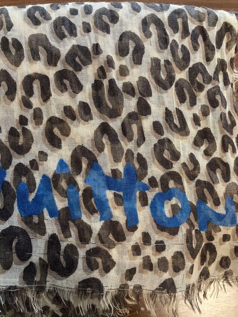 LOUIS VUITTON ストール レオパード