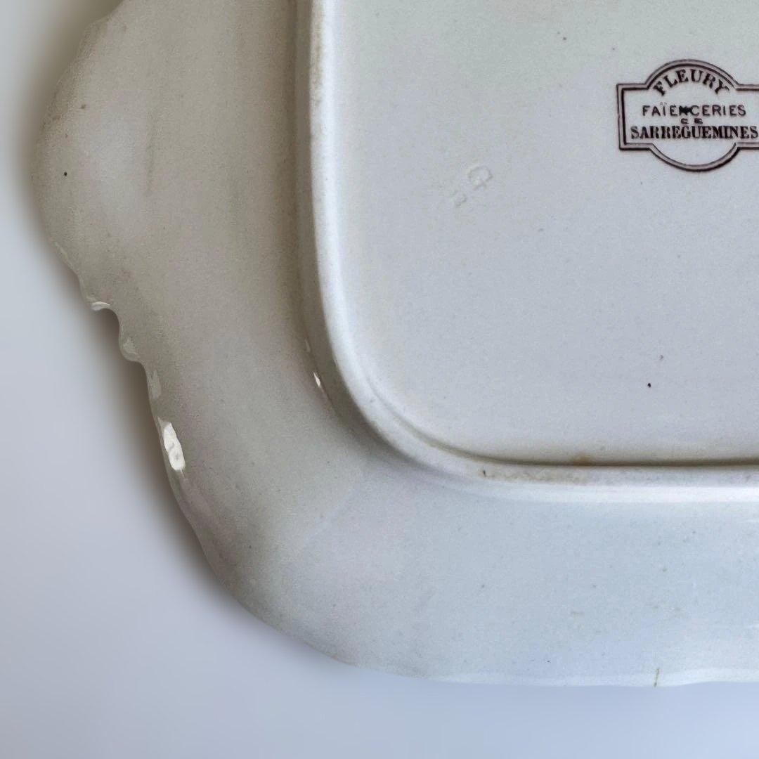 フランスアンティーク　サルグミンヌ　FLEURY