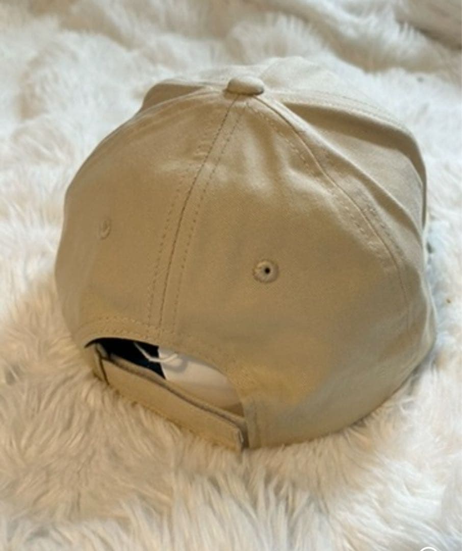 【新品】クロエキッズ ロゴキャップ 大人も着用OKサイズ58