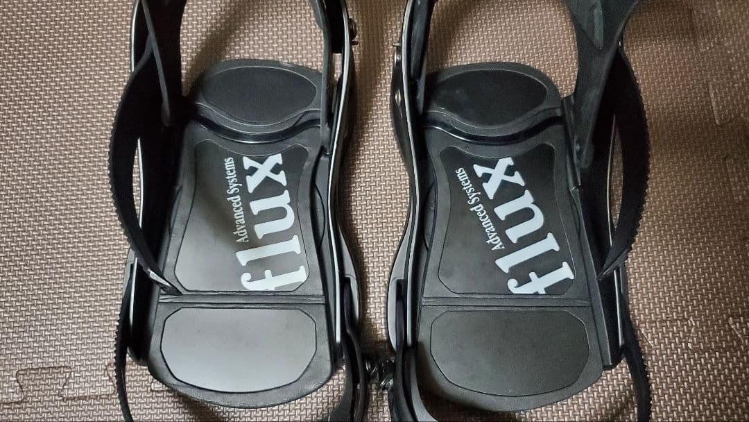 【即購入優先早い者勝ち】FLUX XV 22-23モデル