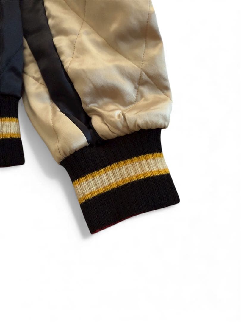 ❗️本日限定値下げ❗️虎と鷹刺繍 赤金 スカジャン 100%シルク リバーシブル