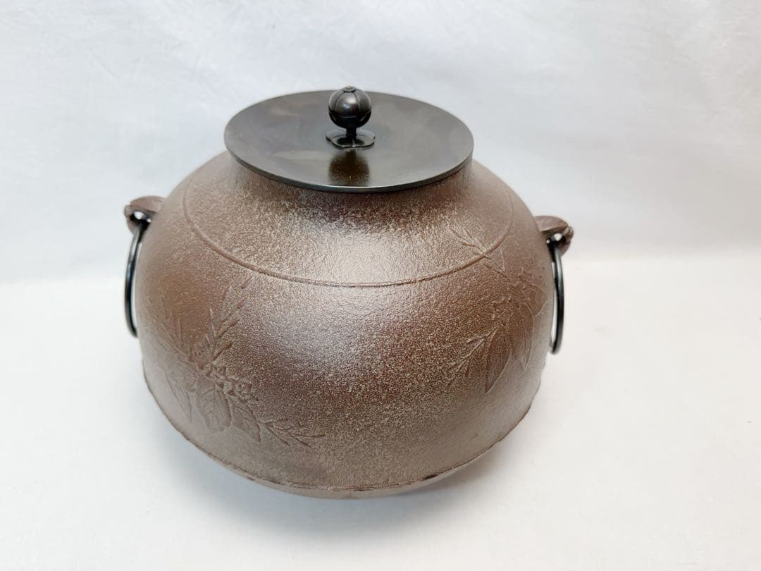 ほぼ未使用 茶道具 釜師 人間国宝 高橋敬典造 桐地紋 真形釜 釜印 栞 共箱