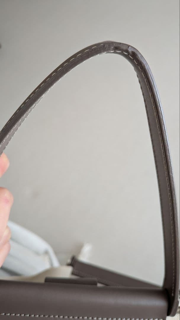 イアクッチ　キャンバストートM グレージュ