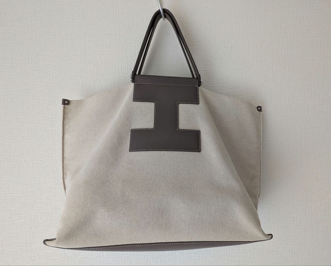 イアクッチ　キャンバストートM グレージュ