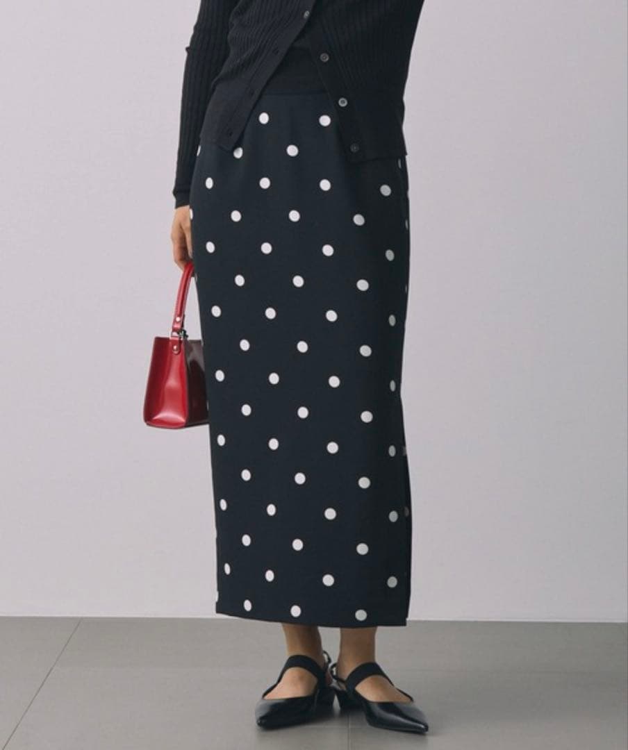 RAMU：BABYLONE B dot Iラインスカート