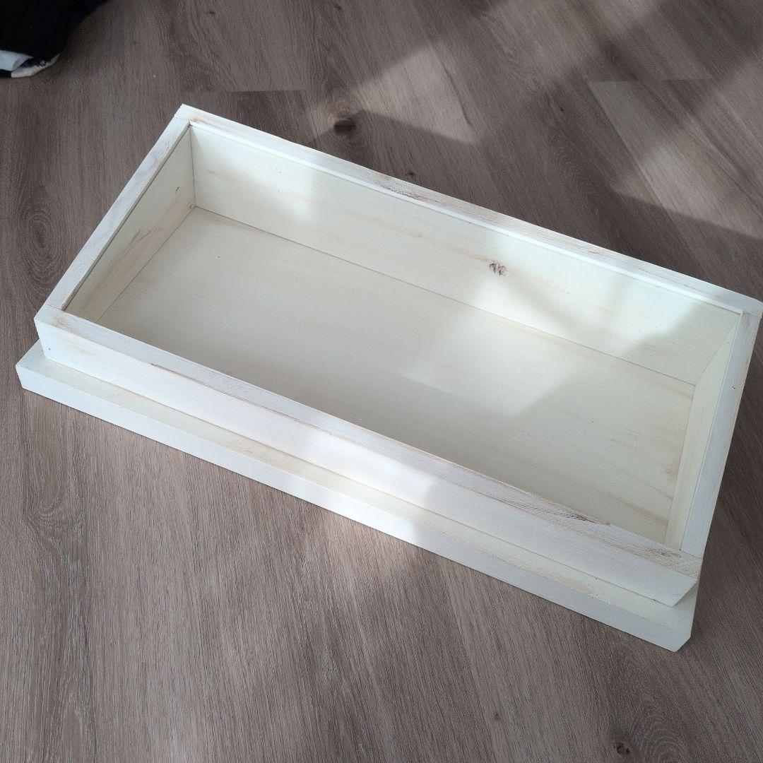 ホワイト木製ショーケース ガラス蓋付き