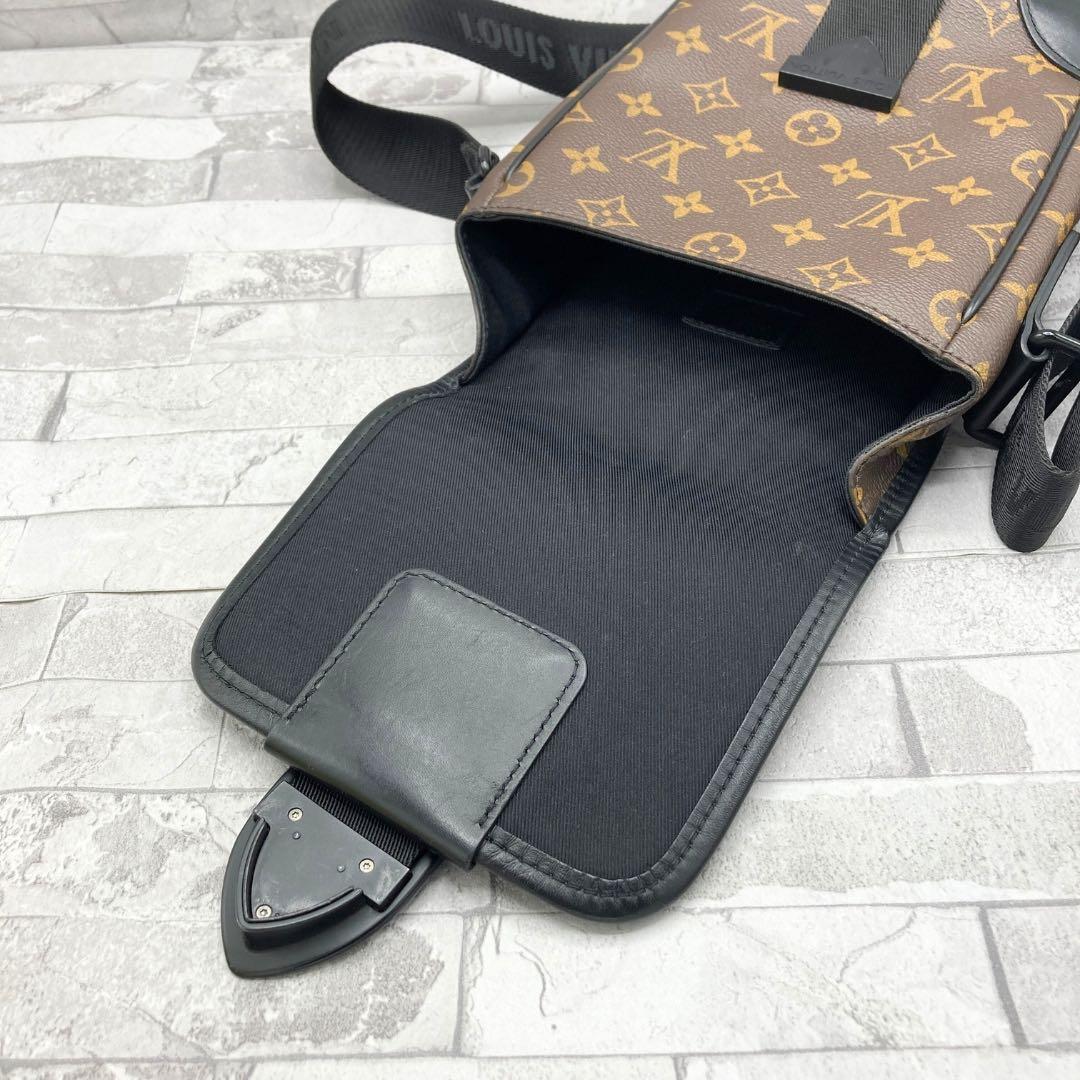 ルイヴィトン アーチー メッセンジャー ショルダーバッグ モノグラム　ブランド