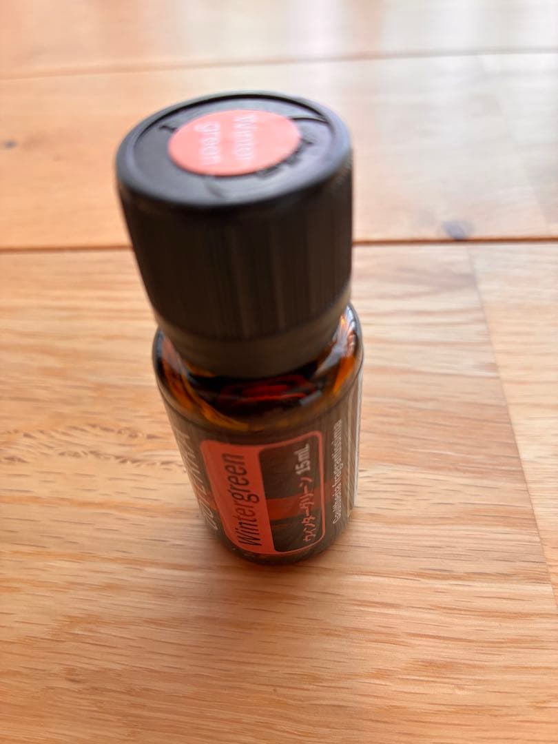 新品未開封doTERRA エッセンシャルオイル 25本セット　ケース付き